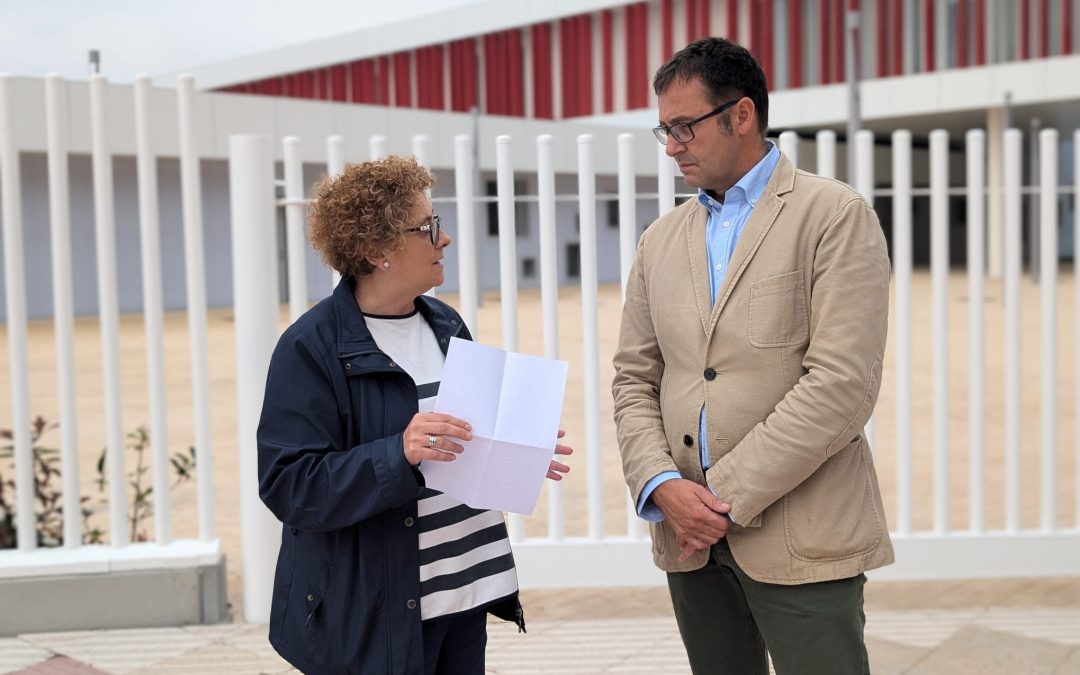 El PP denuncia que el recién inaugurado Instituto de la Florida (Oviedo) es un “cascarón casi vacío”, con las aulas, los laboratorios o el gimnasio sin dotación y con falta de ordenadores y de wifi