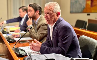 El PP denuncia que los vecinos de Luces en Colunga llevan 22 años esperando por el saneamiento.