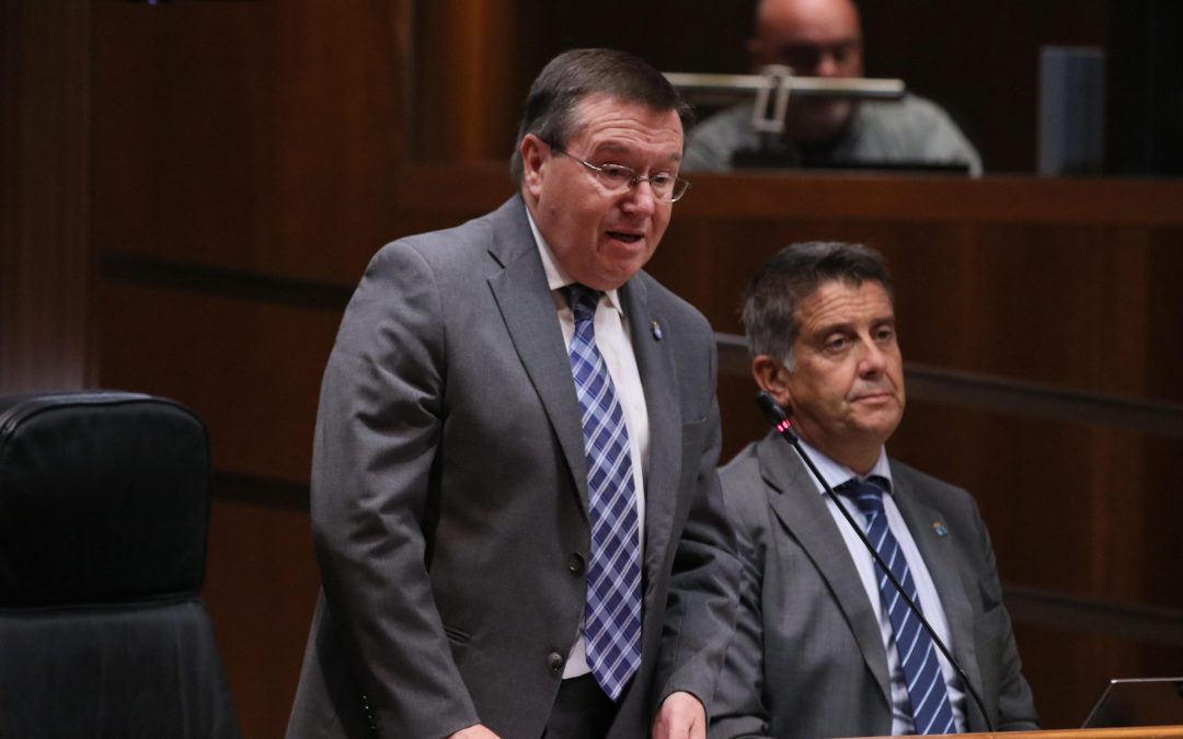 El PP denuncia una “nueva maniobra” del Gobierno de Barbón para “tapar otro incremento de precio en las tarifas de la basura en Asturias”