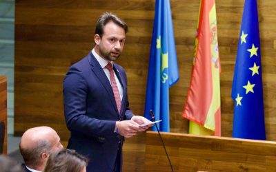 Álvaro Queipo pide una reunión al ministro de Industria ante la alarma creada sobre el futuro de Arcelor y la falta de explicaciones de Barbón