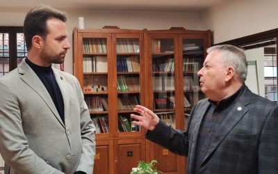 Álvaro Queipo: “El PP defiende el derecho a utilizar en libertad la lengua asturiana, patrimonio de todos, pero rechaza la oficialidad, que haya obligación en el aprendizaje”