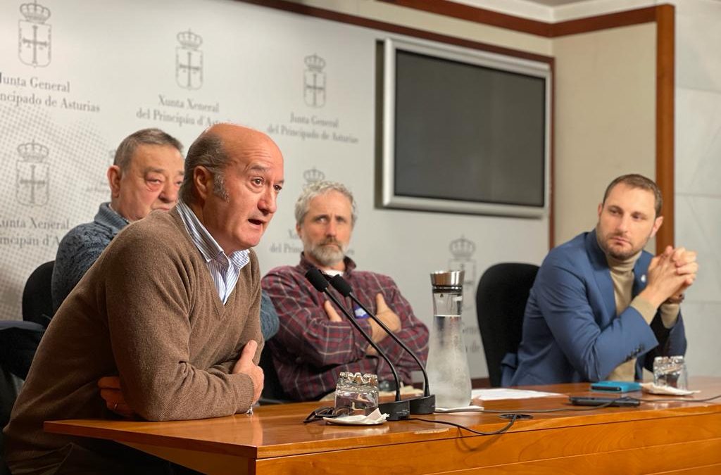 El PP respalda la propuesta de Asturias Ganadera para que la Junta General apruebe una ley de protección y defensa del medio rural de la región