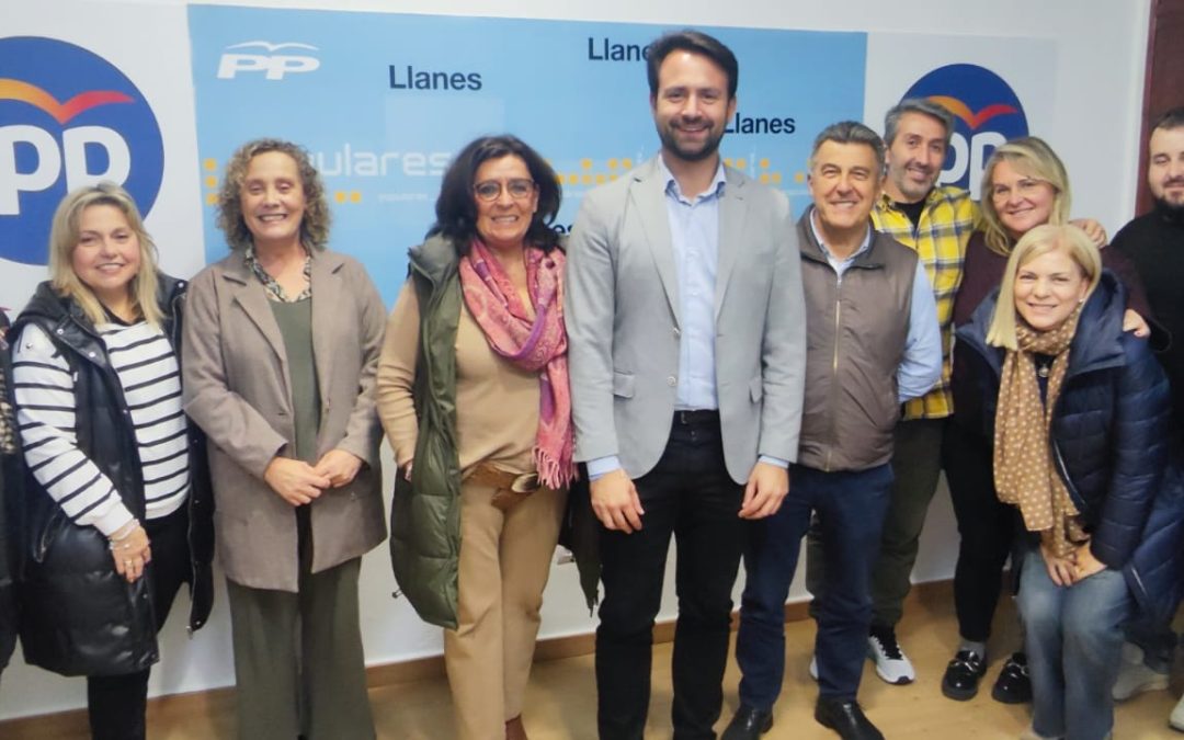 Álvaro Queipo anuncia la creación de los premios “Tomás Antuña”, en recuerdo del dirigente popular llanisco y para reconocer iniciativas de personas y entidades sociales en el Oriente