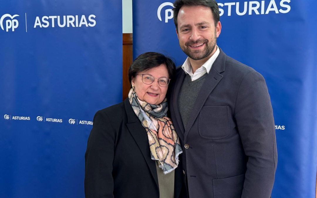 Álvaro Queipo ensalza la gestión de la alcaldesa María Victoria López tras ser elegida presidenta del PP de Allande