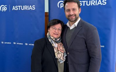 Álvaro Queipo ensalza la gestión de la alcaldesa María Victoria López tras ser elegida presidenta del PP de Allande