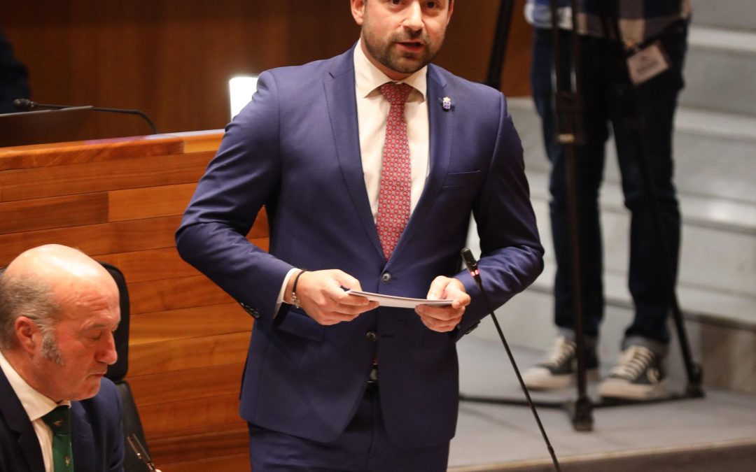 Álvaro Queipo: “La supuesta rebaja de Barbón del IRPF esconde una subida de impuestos a los asturianos por otra vía, tal y como anuncia Izquierda Unida”
