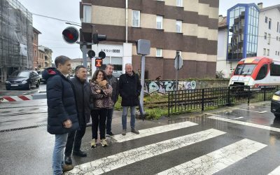 El PP exige actuar en el paso a nivel de Posada y reclama a ADIF que cumpla el plan para eliminar los 36 de Llanes