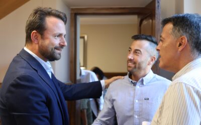 Álvaro Queipo muestra su total apoyo a la reapertura de la mina de Vega de Rengos (Cangas del Narcea) y recuerda que la decisión sobre si se cierra o no la explotación corresponde solo al Gobierno de Barbón