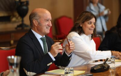 El PP reclama al Gobierno de Barbón explicaciones por su política de vivienda y propone rebajas fiscales para recuperar el poder adquisitivo de los asturianos